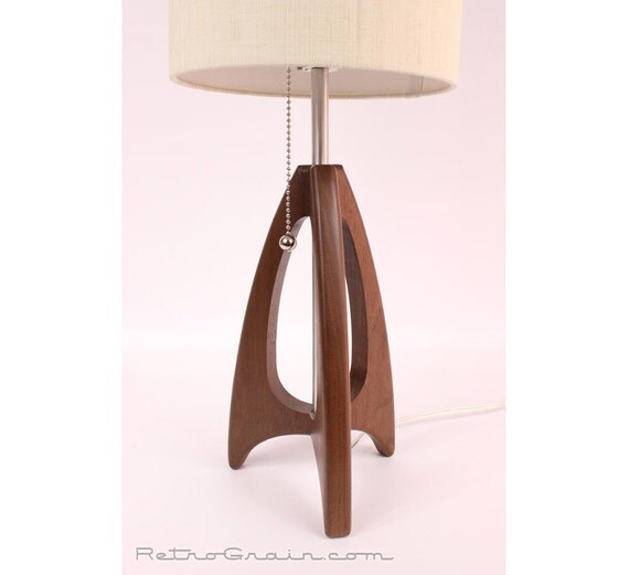 Mid Century Tripod Table Lamp Mid Century Tripod Table Lamp