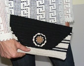 Crochet clutch purse black creme, purse handbag, crochet vintage purse, chic style envelope clutch, gift for her, bag, magnetic closure