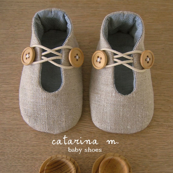 Tips de belleza Cuando quieres hacer algo especial para tu bebé que viene en camino, no solo quieres que sea hermoso, además debe ser útil y práctico. Es exactamente lo que vas a conseguir con el patrón de zapatitos de bebe.