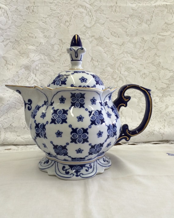 Teapot Blue and White by Bombay