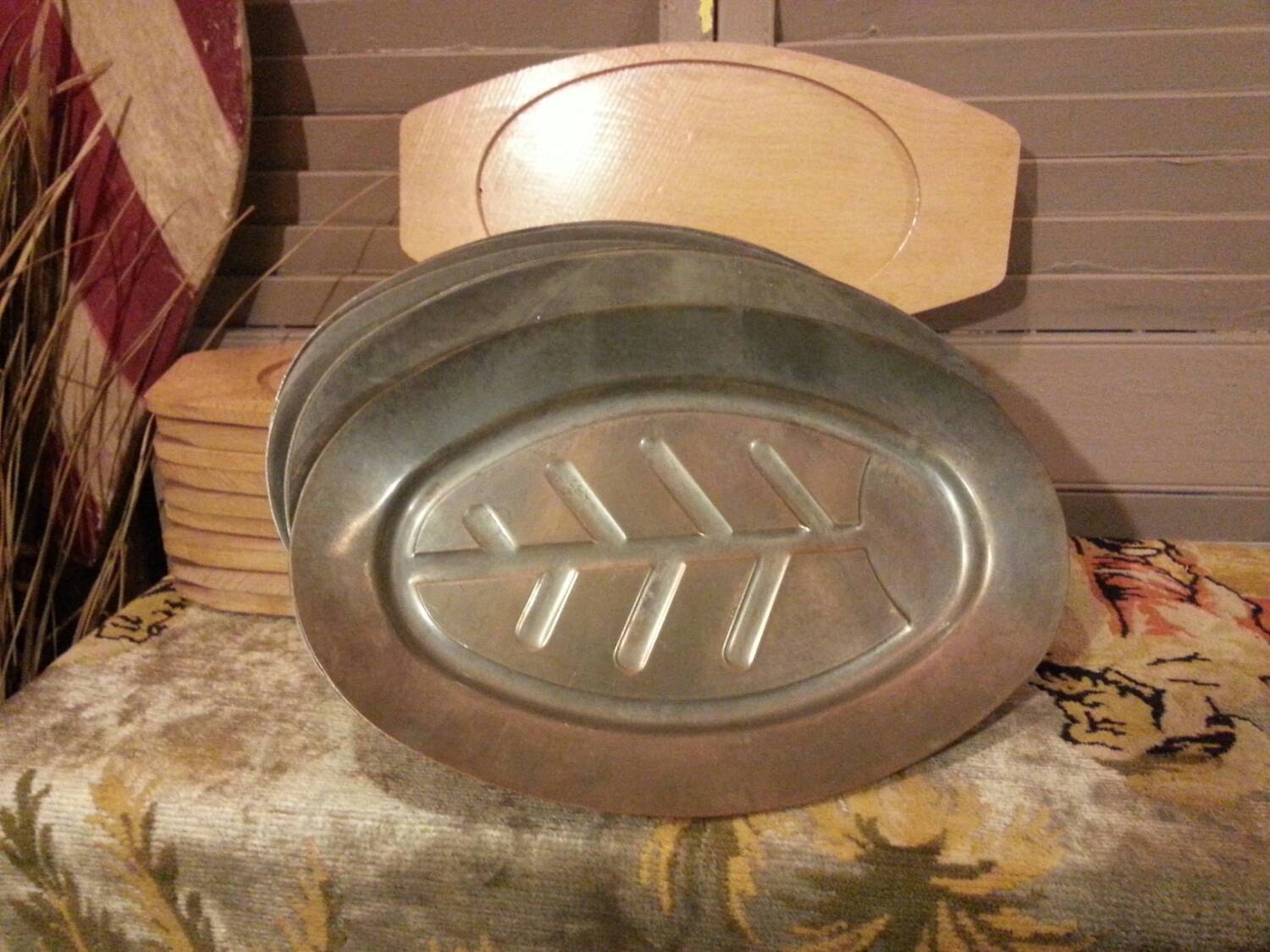 SET OF TEN Steak Serving Plates 1970's Heavy by RustySalvageRose