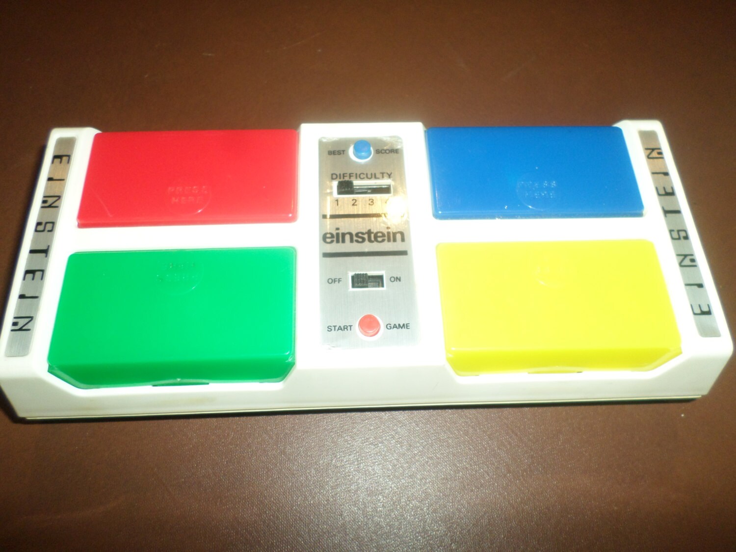 Vintage 1979 Electronic Game Einstein Memory Game Just Like