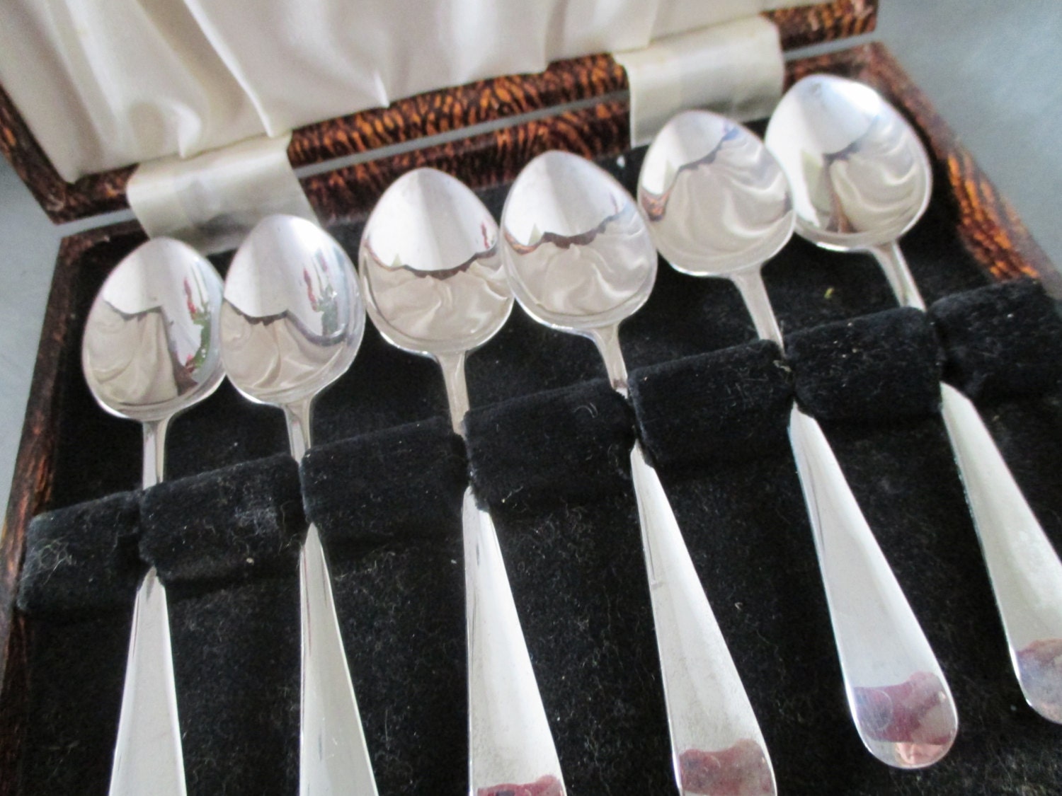 Silver Plated English Tea Spoons c1930s Vintage Afternoon Tea Luxury / Bridal Shower /Wedding