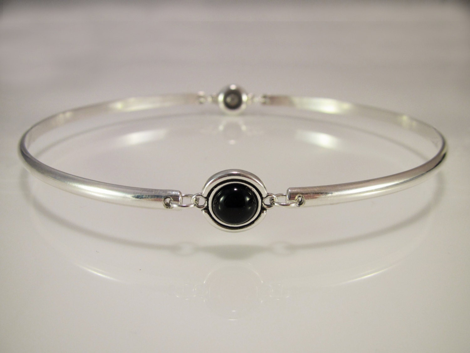Sterling Silver Discreet Day Collar w/ 8mm Cabochon & Locking