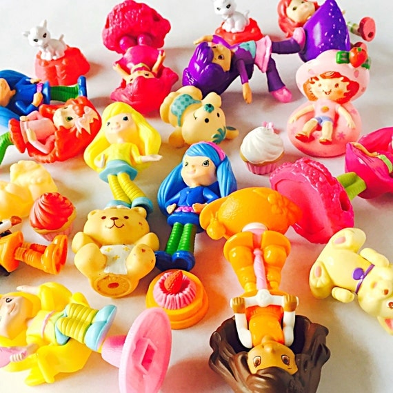 mcdonalds happy meal strawberry shortcake toys