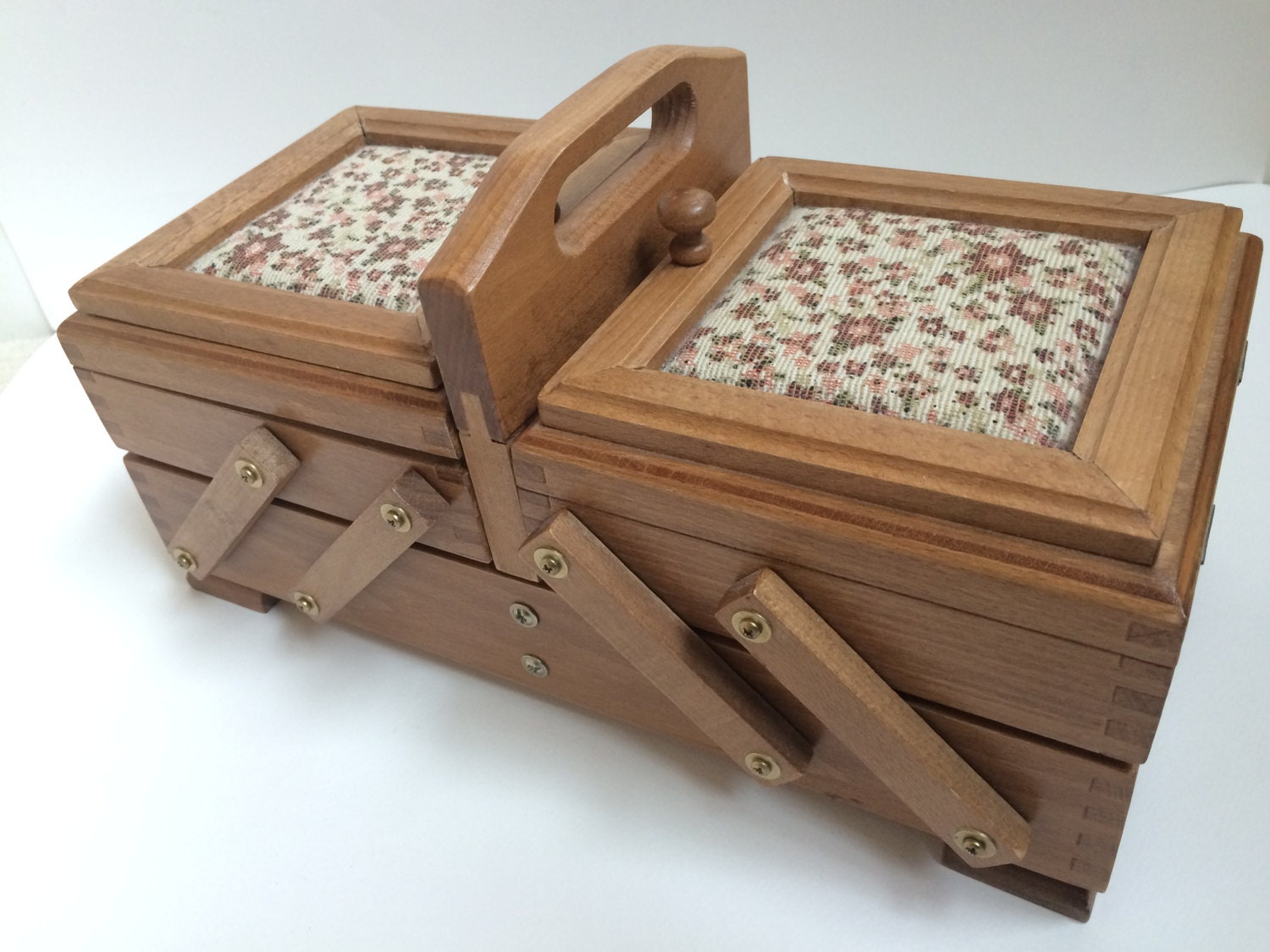 Expandable Sewing Box