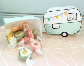 DIY printable Paper retro Caravan Trailer for decoration or giftbox -