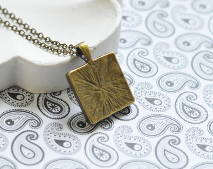 Fresh Boho Chic // Pendant square shape metal brass with image under glass // 2015 Best Trends // Great Gifts For Her // Summer Life