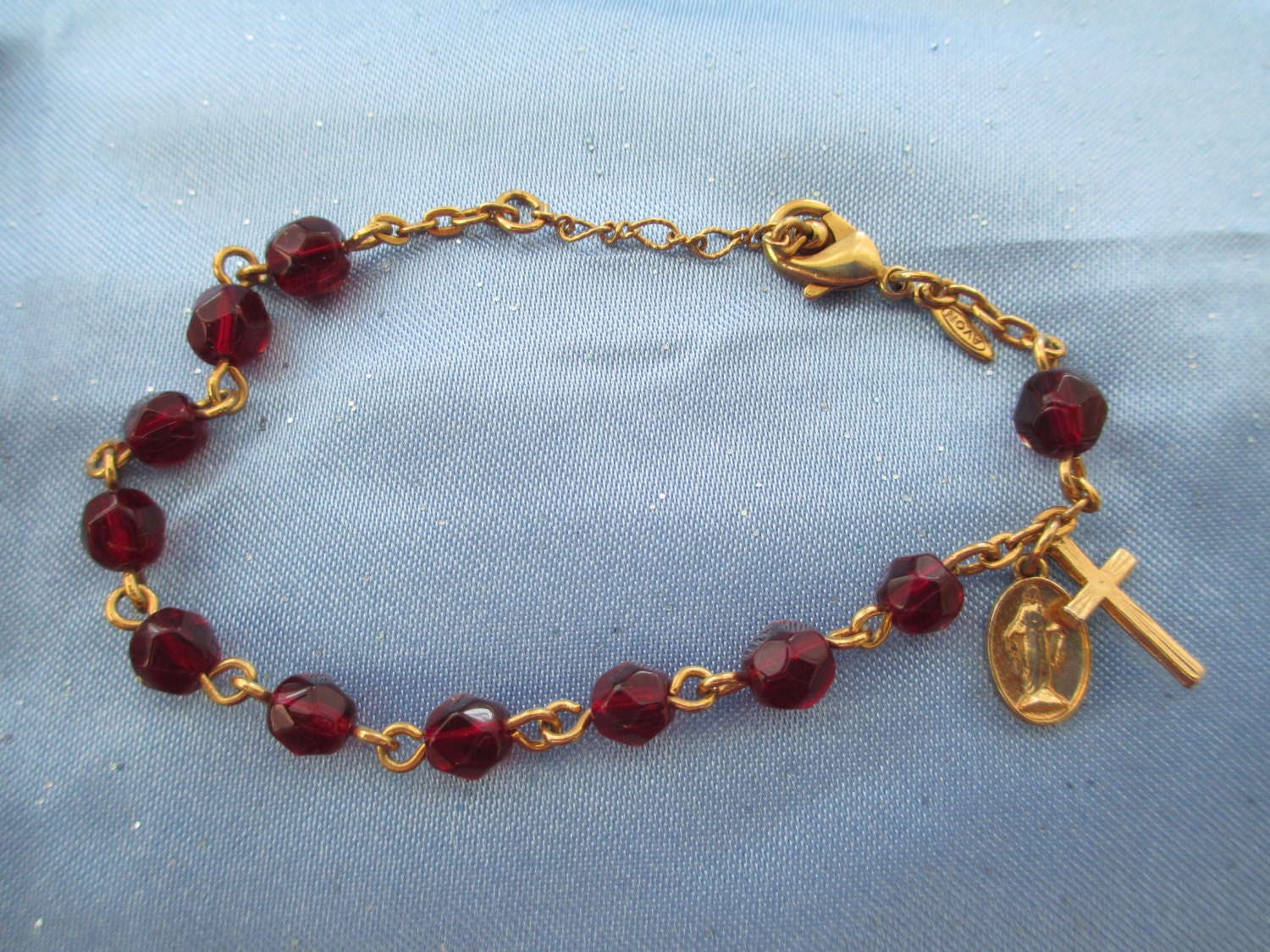 Vintage Beaded Rosary Bracelet with Miraculous Metal