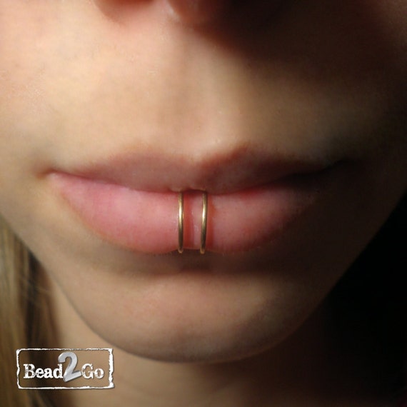 Double lèvre anneaux or Piercing Double cerceaux faux Faux