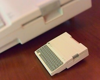 Apple IIc Raspberry Pi case