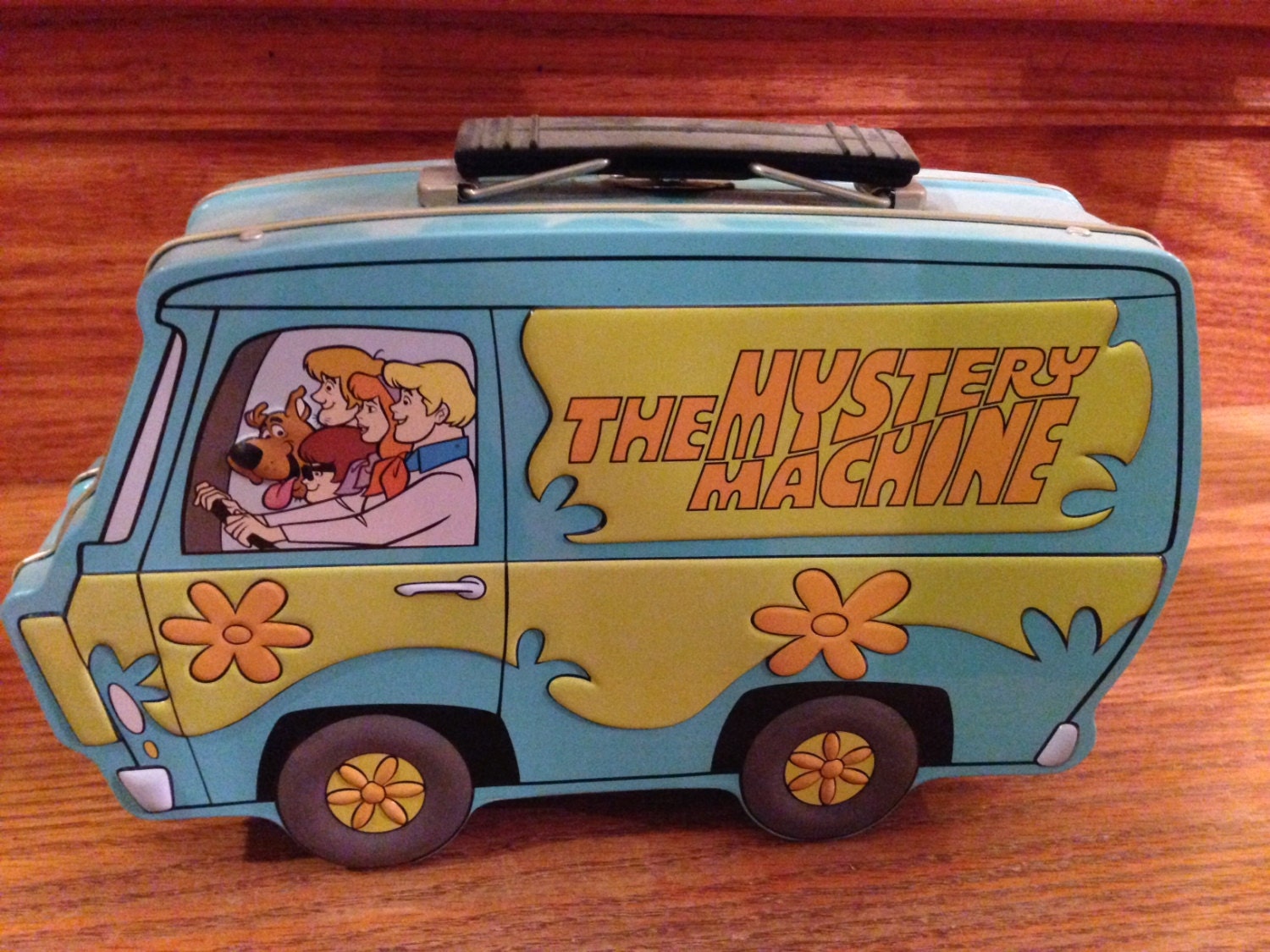 Scooby Doo The Mystery Machine Sandwich Tin