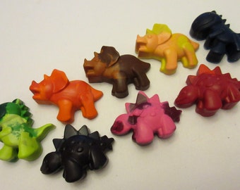 Set of 8 Colorful Dinosaur Crayons