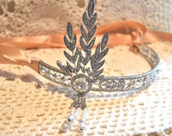 Great Gatsby Headpiece, Daisy Buchanan headband, Great Gatsby headband, Art Deco flapper headband, Rhinestone headband, Pearl Headband