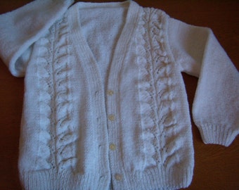 vest, cardigan for 5/6 year-old girl, white, knitted hand, long sleeves