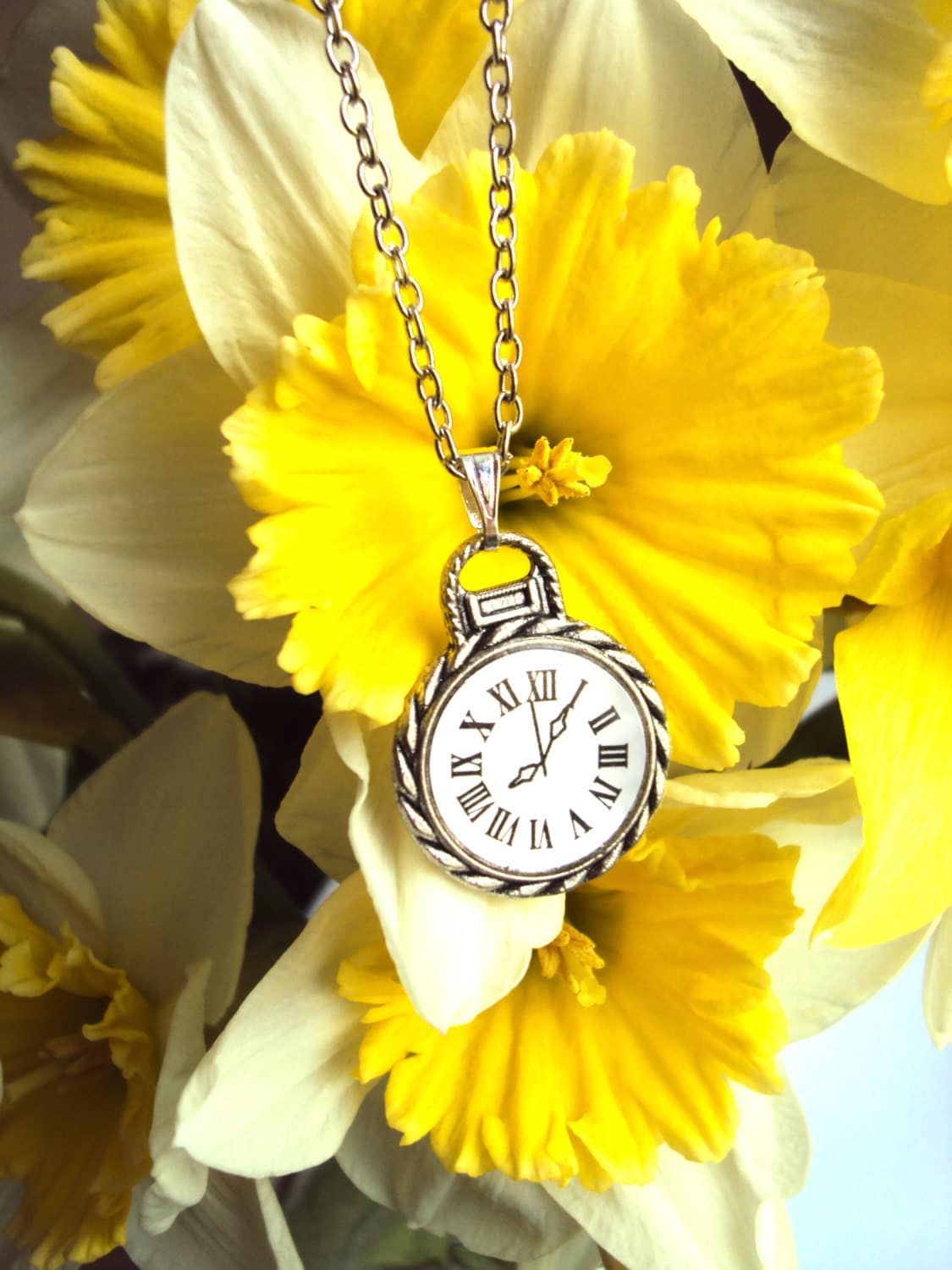 Beauty Gift Clock Necklace Face Clock Jewelry White Dial