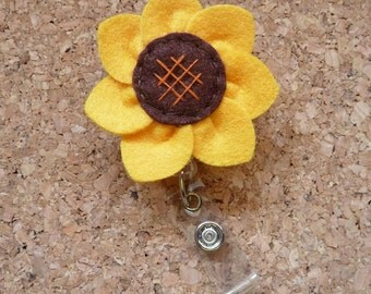 SUNFLOWER Badge Reel | Summer ID Badge Reel | Flower Felt Badge Reel | Retractable Name Holder | Nurse / Teachers / Office Workers | 45
