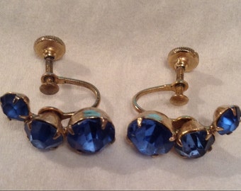 Vintage Blue Crystal Rhinestone Gold Tone Screw Back Earrings