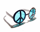 FREE SHIPPING, Round red white blue american flag peace sign novelty sunglasses w/ rhinestones & glitter 4th of july hippie hippy style