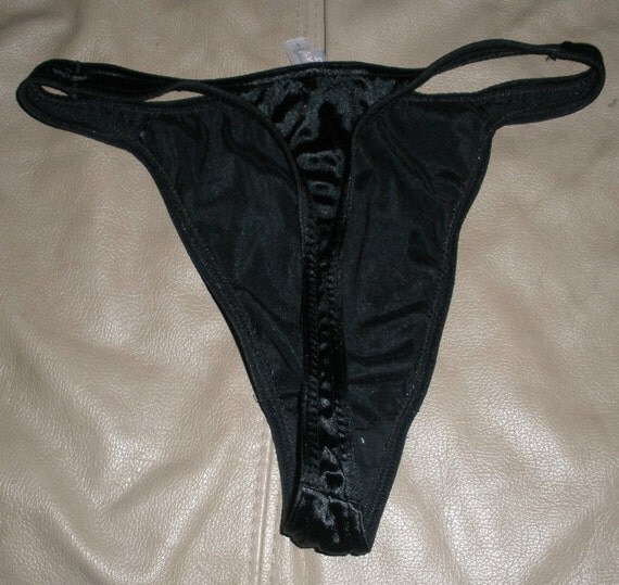 Vintage Victoria's Secret Black Thong Panties by TwiggyPudding