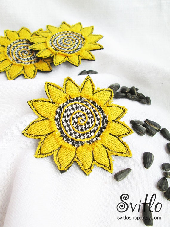 Brooch Sunflower Textile Art | Linen Brooch | Textile Brooch | Yellow Flower | Yellow, black and White | Summer Colors | Textile Jewelry