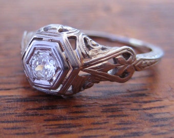 Vintage art deco engagement rings australia