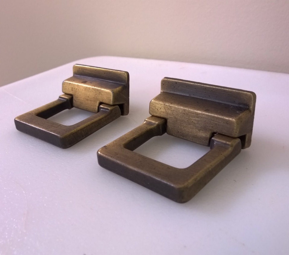 Mid Century Buckle Drawer Pulls by BirchAndCopperTrade on Etsy