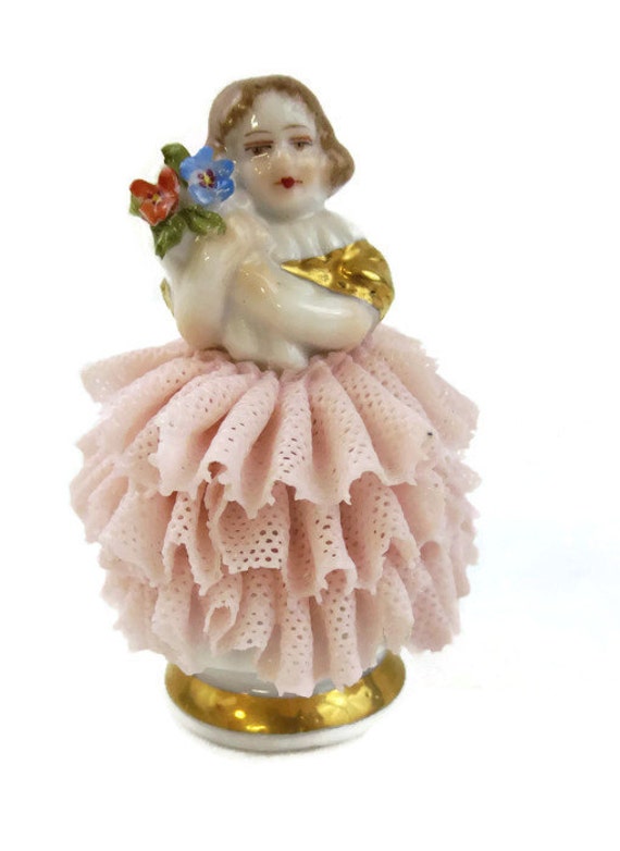 Beautiful Irish Dresden Figurine Dresden Lace Collectible