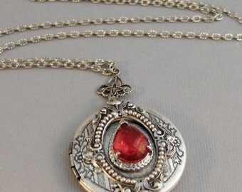 Victorian Ruby,Locket,Antique Locket,Silver Locket,Ruby Stone,Rhinestone,Vintage,Red Stone,Ruby Birthstone,Red Stone,Red Valleygirldesigns.