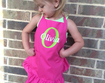 Kid's Apron - personalized kids apron - personalized girl's gift - Monogramed girl's apron - one-size