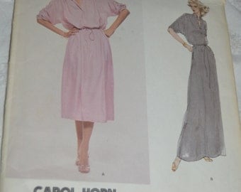 Vintage 70s Vogue 1880 Carol Horn Misses' Dress Sewing Pattern - UNCUT Size 10