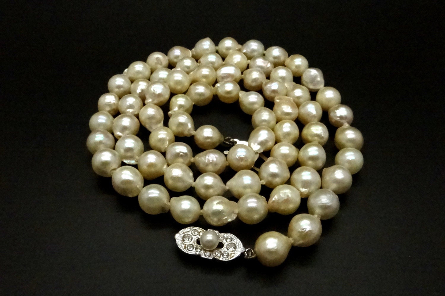 Baroque Pearl Necklace 26 Inch Long 7.5 mm Pearls 835