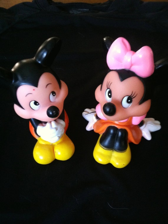 minnie mouse squeaky toy