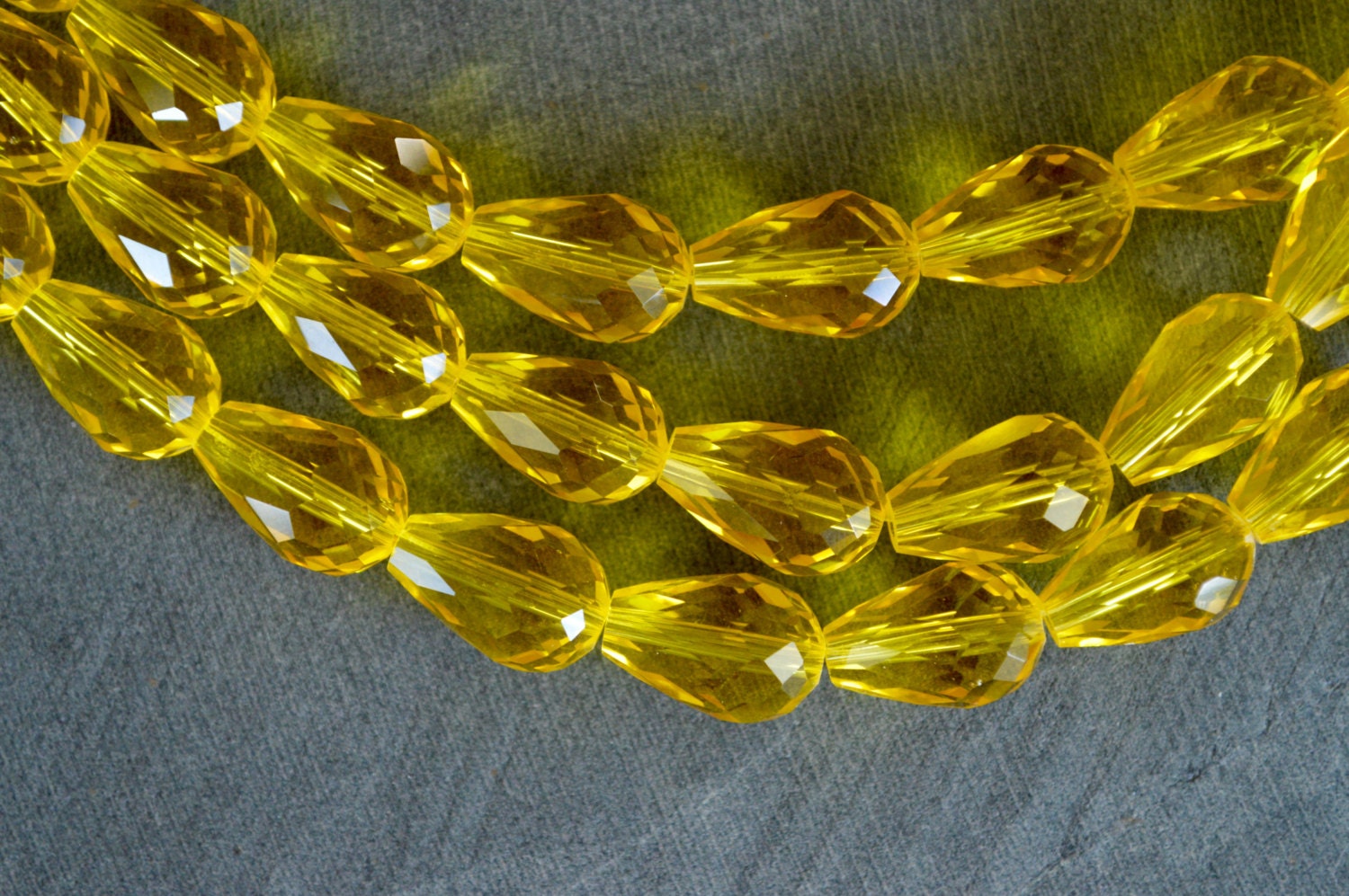 Faceted Crystal Teardrop Beads Bright Yellow 9x15mm 5 Beads   Il Fullxfull.768492247 13gf 