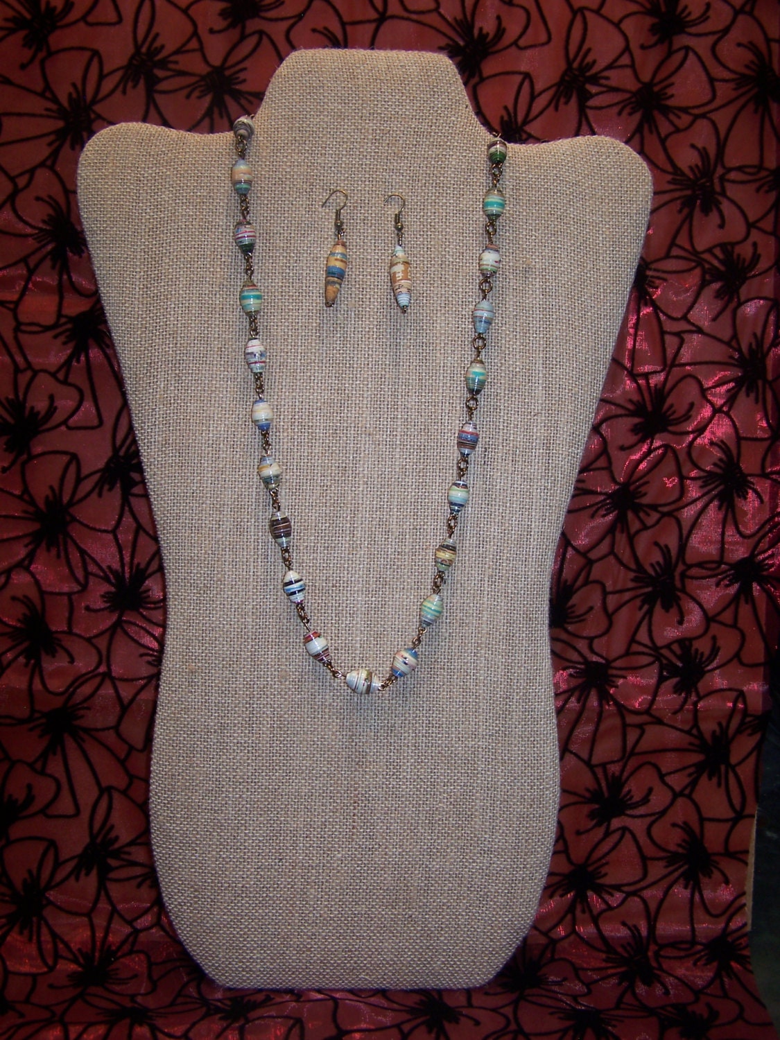 Beaded wire necklace by WymansWorkroom on Etsy