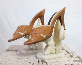Vintage 70's Leather & Wood Platform Heels Sz 8