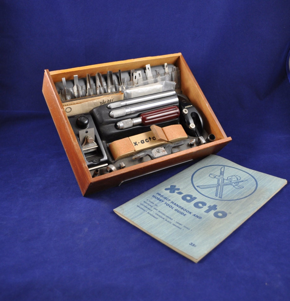 Vintage Xacto Knife Hobby Tool Kit 84 with Handbook and