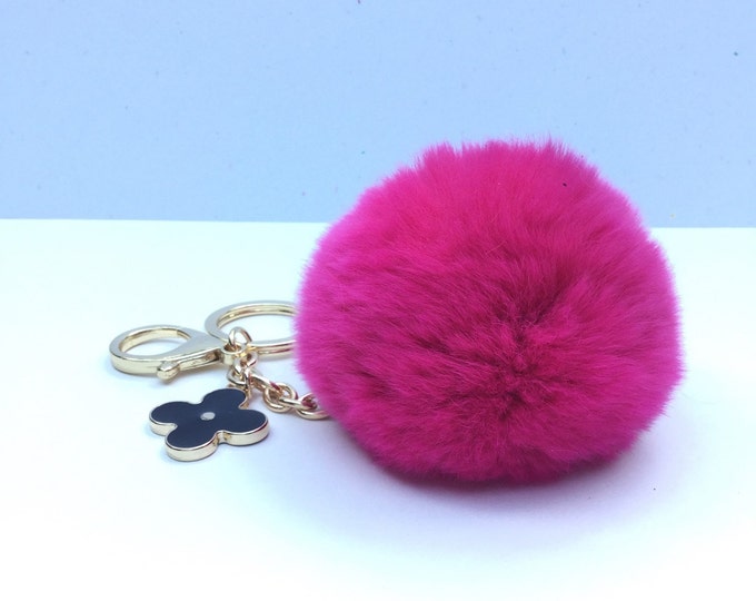 Fuchsia fur pom pom keyring bagcharm keychain fur ball with clover flower charm