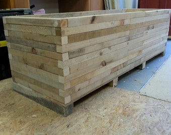 Planter,indoor planter,outdoor planter,pallet planter,garden planter,vegetable planter,rustic planter,window box,window planter SIZE SMALL