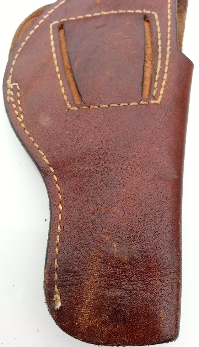Jay Pee Leather holster for Medium framed pistols or revolvers