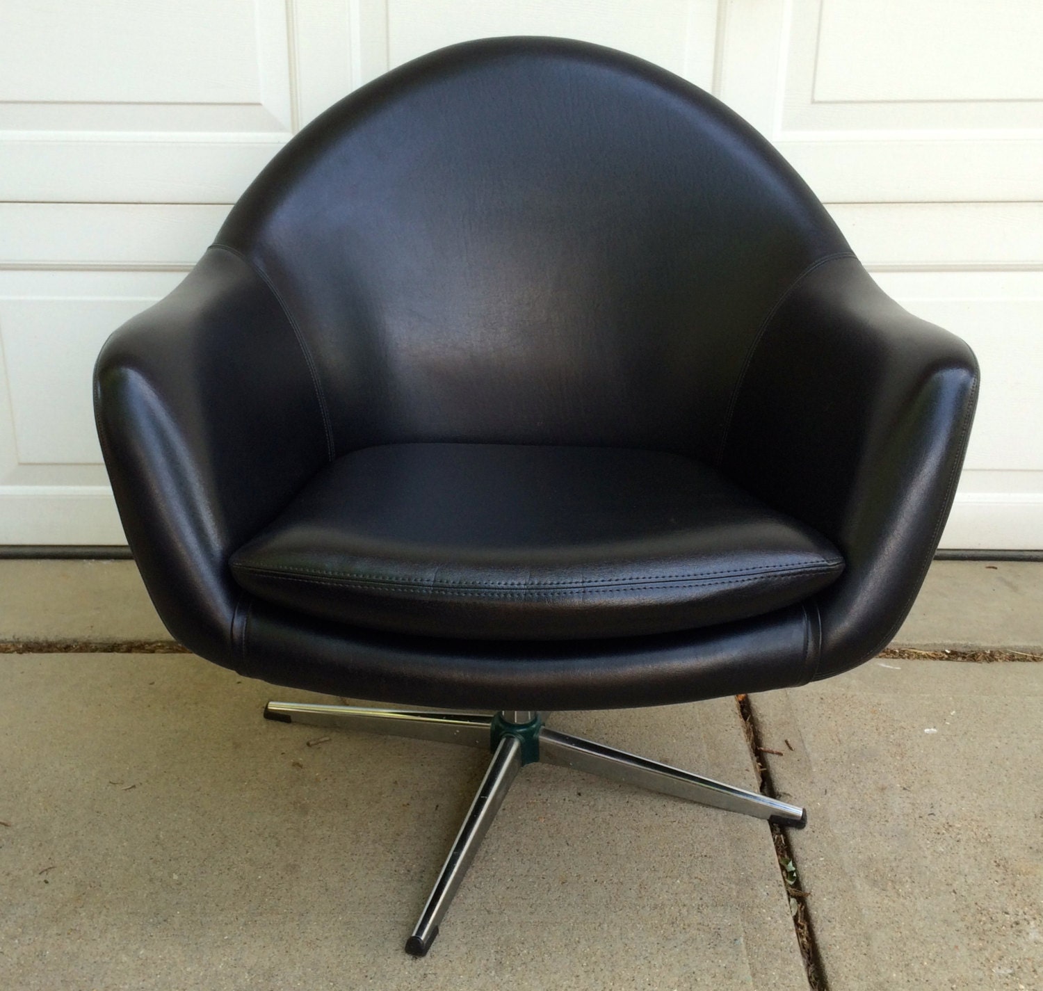 MidCentury Black Overman Swivel Pod Chair by Milehighvintage303