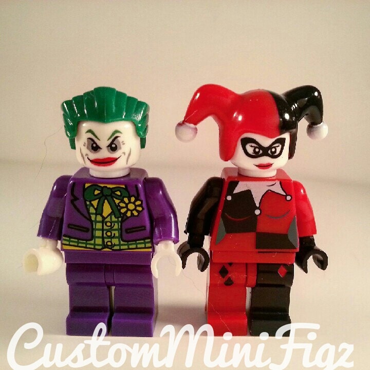 joker and harley quinn lego sets