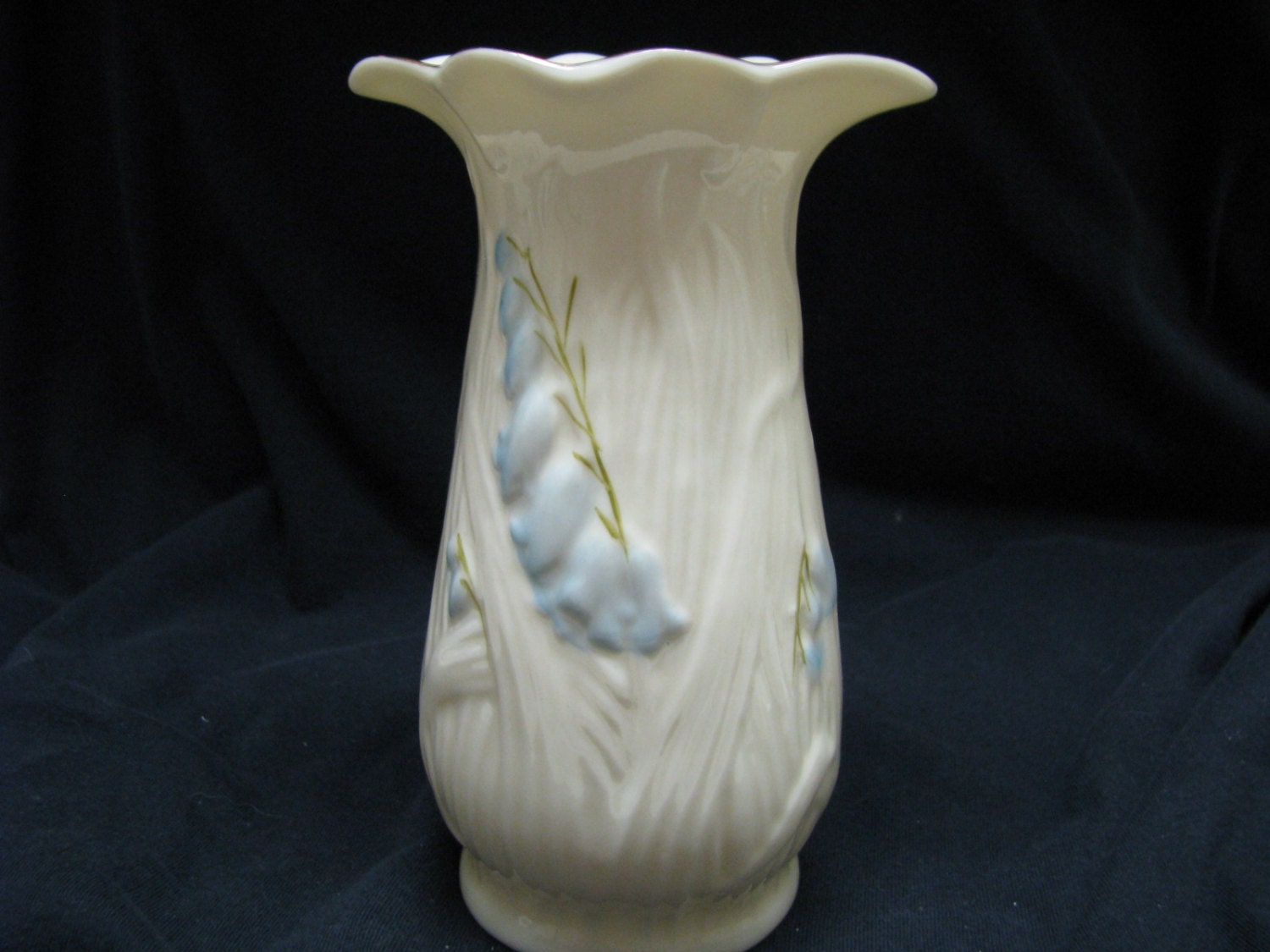 Belleek Vase Blue Bell Lily of the valley