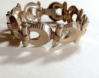 On Sale Vintage Monet equestrian link bracelet Monet bracelet gold Monet bracelet vintage bracelet vintage link bracelet 1970s