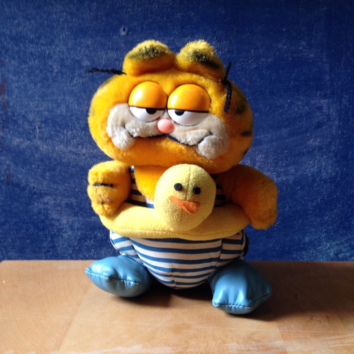 1981 garfield stuffed animal