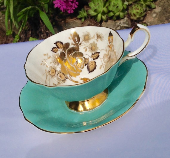 Vintage Gold Teacup and Saucer, Queen Anne English Tea cup, Bone China Tea Cup, Antique Teacup