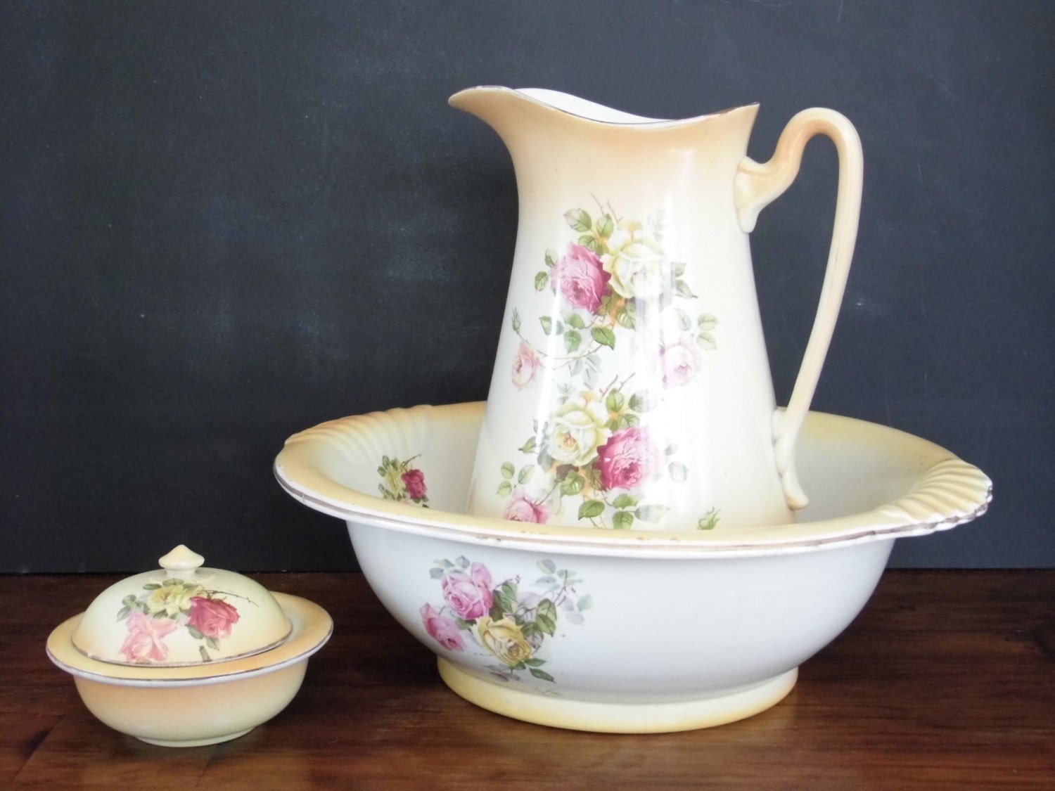 Victorian Wash Bowl Pitcher And Soap Dish Set