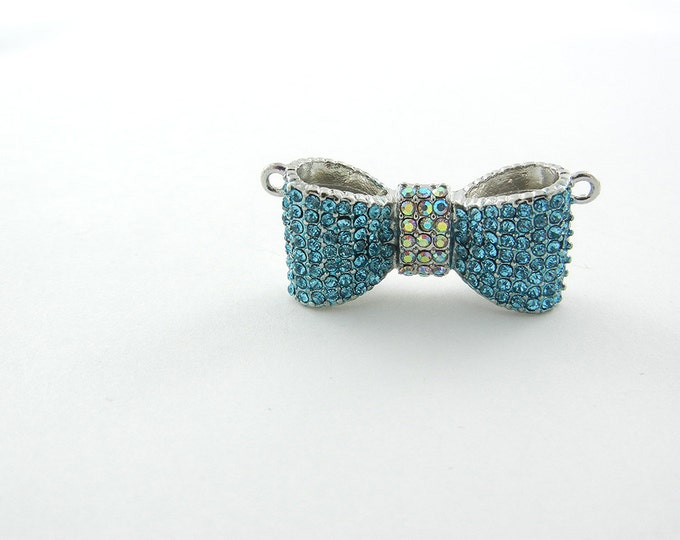 Dimensional Blue Turquoise Rhinestone Bow Pendant Double Link