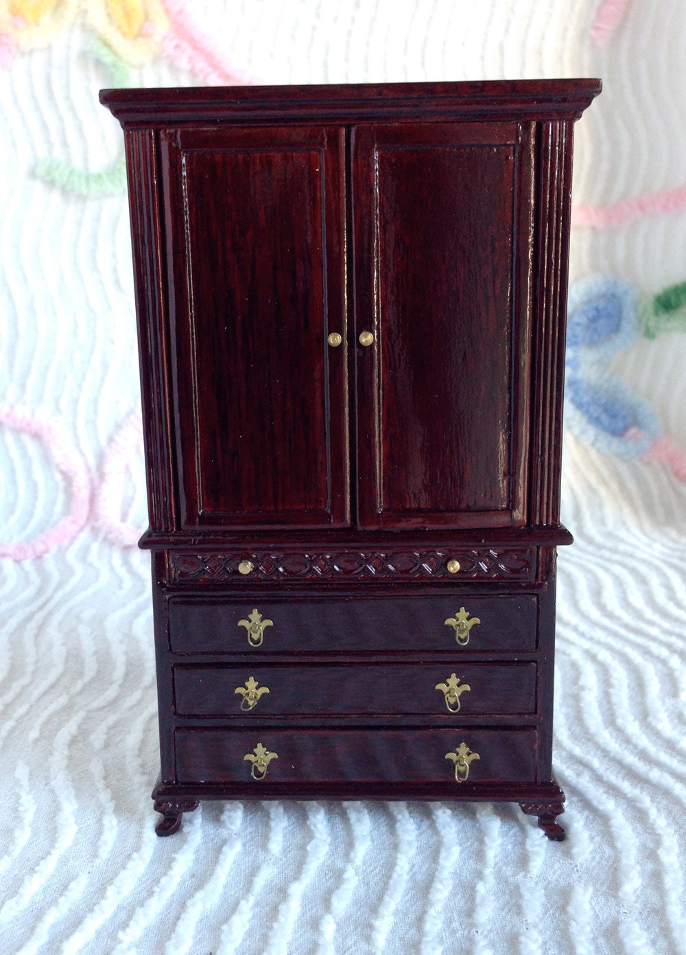 Beautiful Dollhouse Furniture Miniature Mahogany Wood Wardrobe