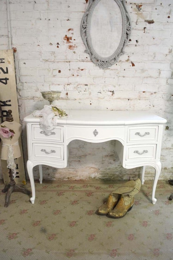 reserveshirleypainted cottage chic shabby french vanity van460 reserveshirleypainted cottage chic shabby french vanity van460